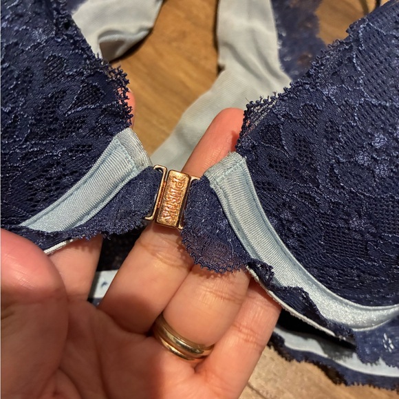 Victoria's Secret Bra Bundle - Pink, Yellow, Burgundy, Navy B32/B34 - Picture 6 of 16